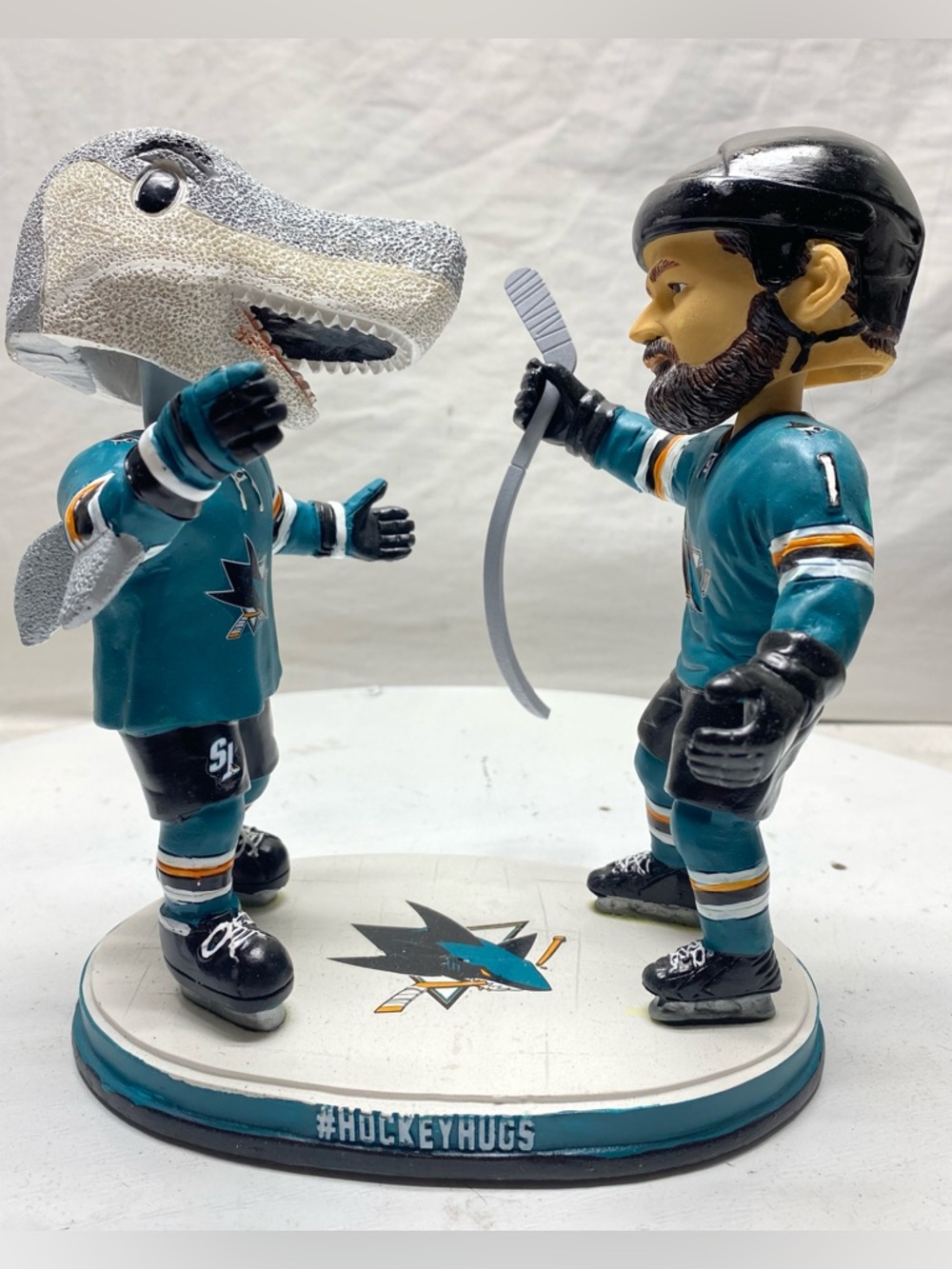 San Jose Sharks Sharkie Mascot SJ 2018 Hockey Hugs Bobblehead NHL Teal